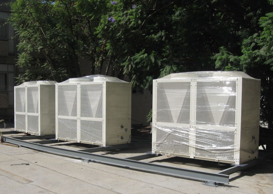 kommerciel swimmingpool varmepumper