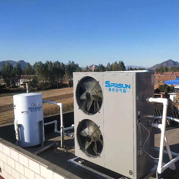 SPRSUN Luftvarmepumpe installeret på landet